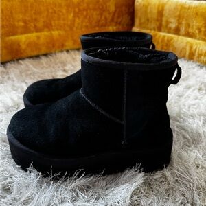 UGG Boots- Women’s Platform Classic in Black, Size 8